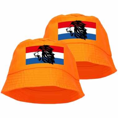 3x stuks oranje supporter / koningsdag vissershoedje met hollandse vlag en leeuw