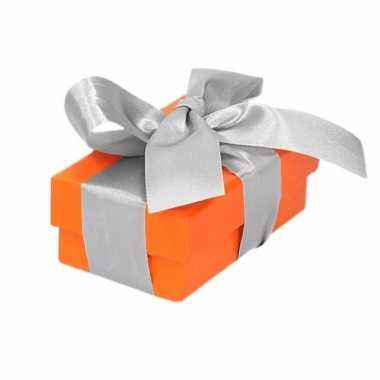 Kado doosjes oranje met zilveren strik 8 cm rechthoekig