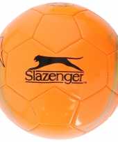 Buitenspeelgoed panna voetbal oranje 21 cm maat 5 voor kinderen volwassenen