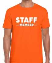 Personeel t-shirt oranje met staff member bedrukking voor heren